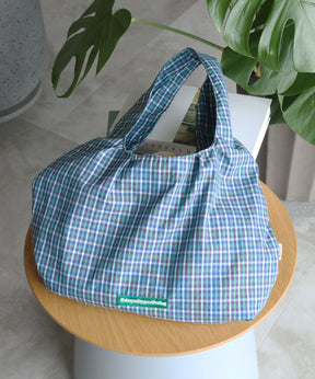 ダブルタックチェックムーンバッグ / ユニセックス バック ハンドバック 雑貨 刺繍 チェック ポケット グリーン