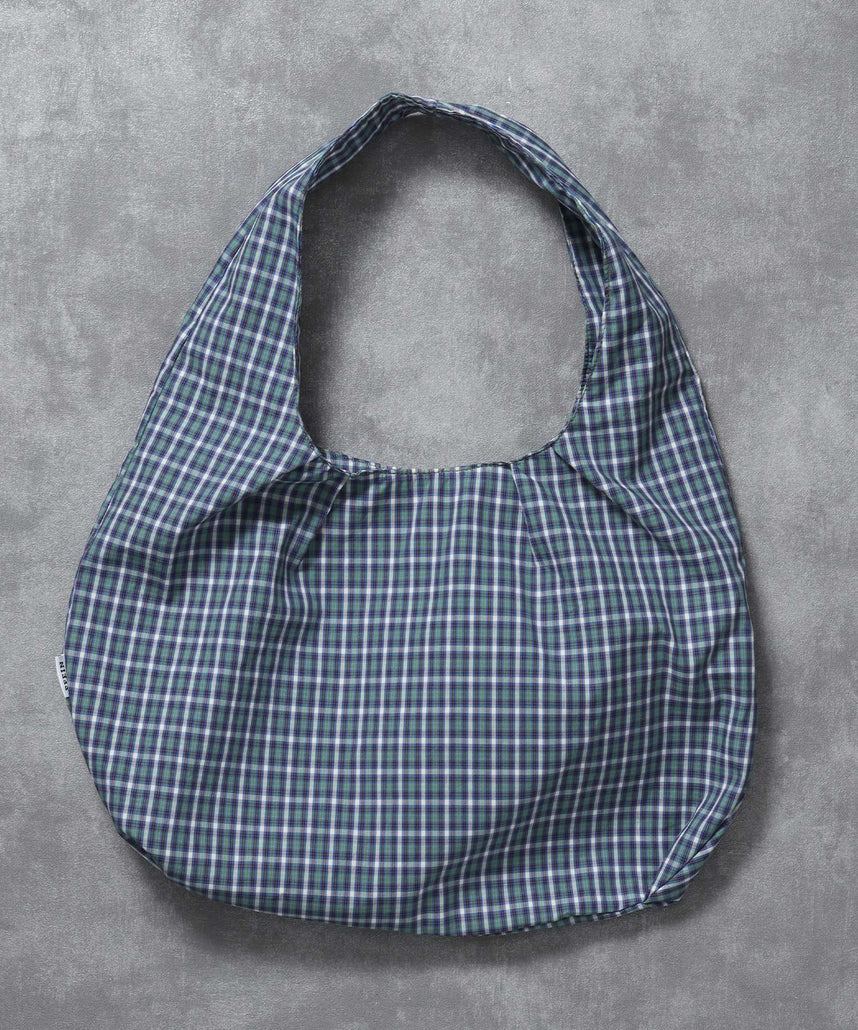 ダブルタックチェックムーンバッグ / ユニセックス バック ハンドバック 雑貨 刺繍 チェック ポケット グリーン