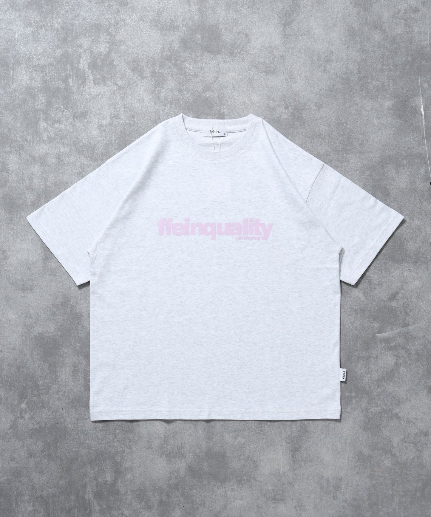 【FFEIN(フェイン)】センターデカロゴプリントショート丈Tシャツ/ クルーネック 半袖 刺繍 【短丈】 アッシュグレー