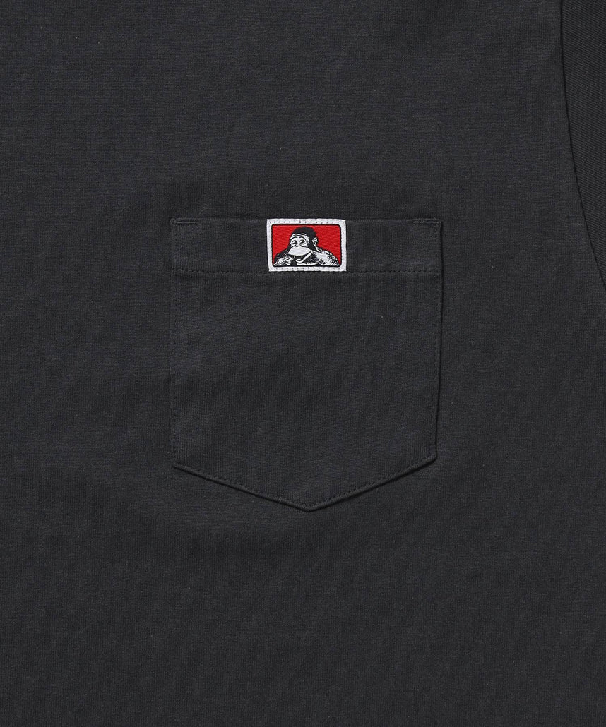 L/S POCKET TEE (REG) / ユニセックス ロングスリーブ ポケットT レギュラーフィット 長袖 ワンポイント チャコール