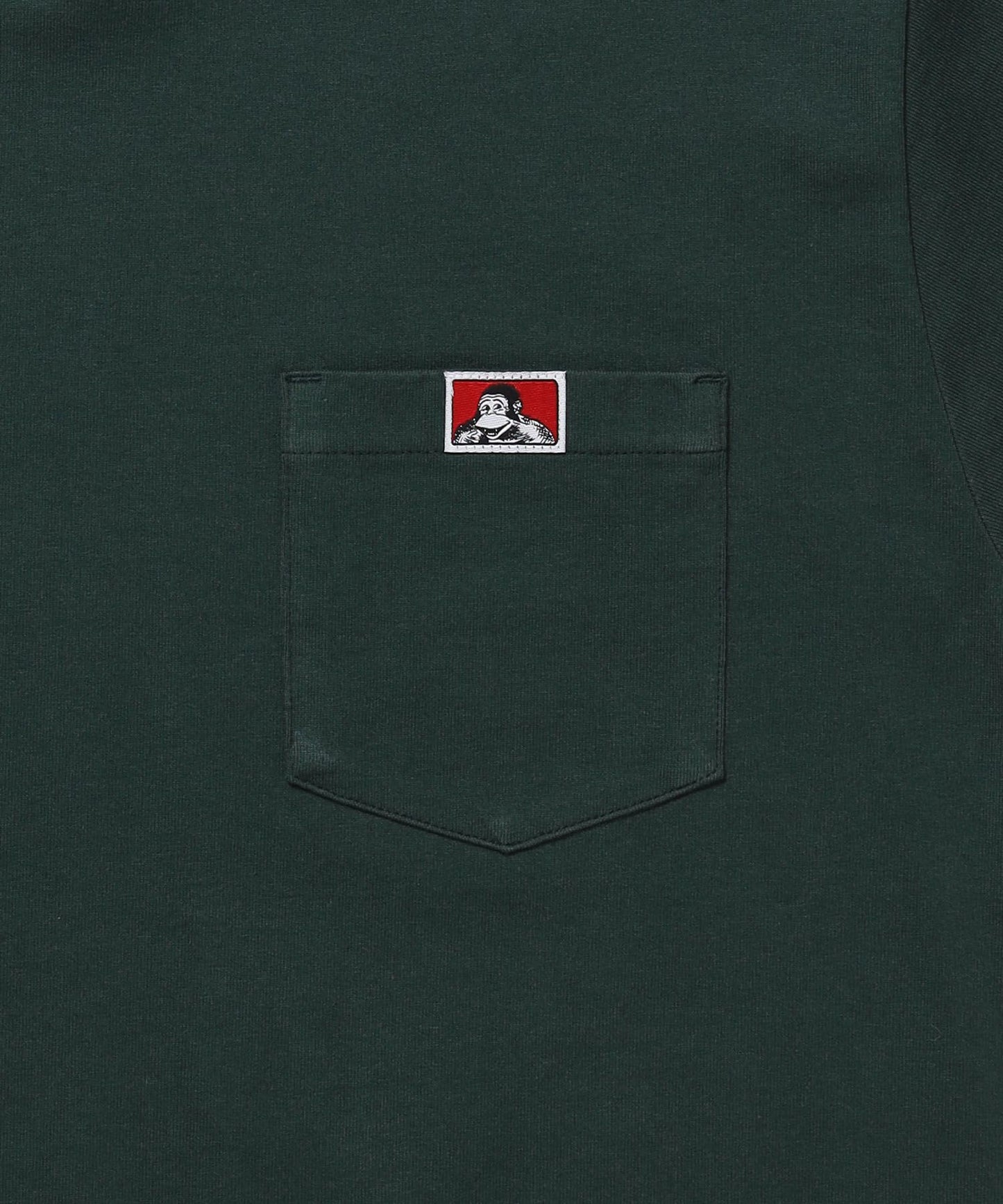 L/S POCKET TEE (REG) / ユニセックス ロングスリーブ ポケットT レギュラーフィット 長袖 ワンポイント ダークグリーン
