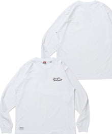 SCRIPT VNTG L/S TEE (REG) / ロンT 長袖 刺繍 ビスネーム ヴィンテージ加工 レギュラーフィット ユニセックス ホワイト