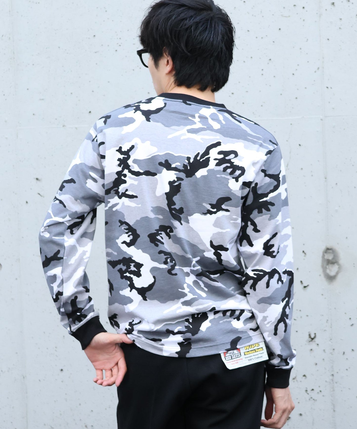 SCRIPT VNTG L/S TEE (REG) / ロンT 長袖 刺繍 ビスネーム ヴィンテージ加工 レギュラーフィット ユニセックス 柄80