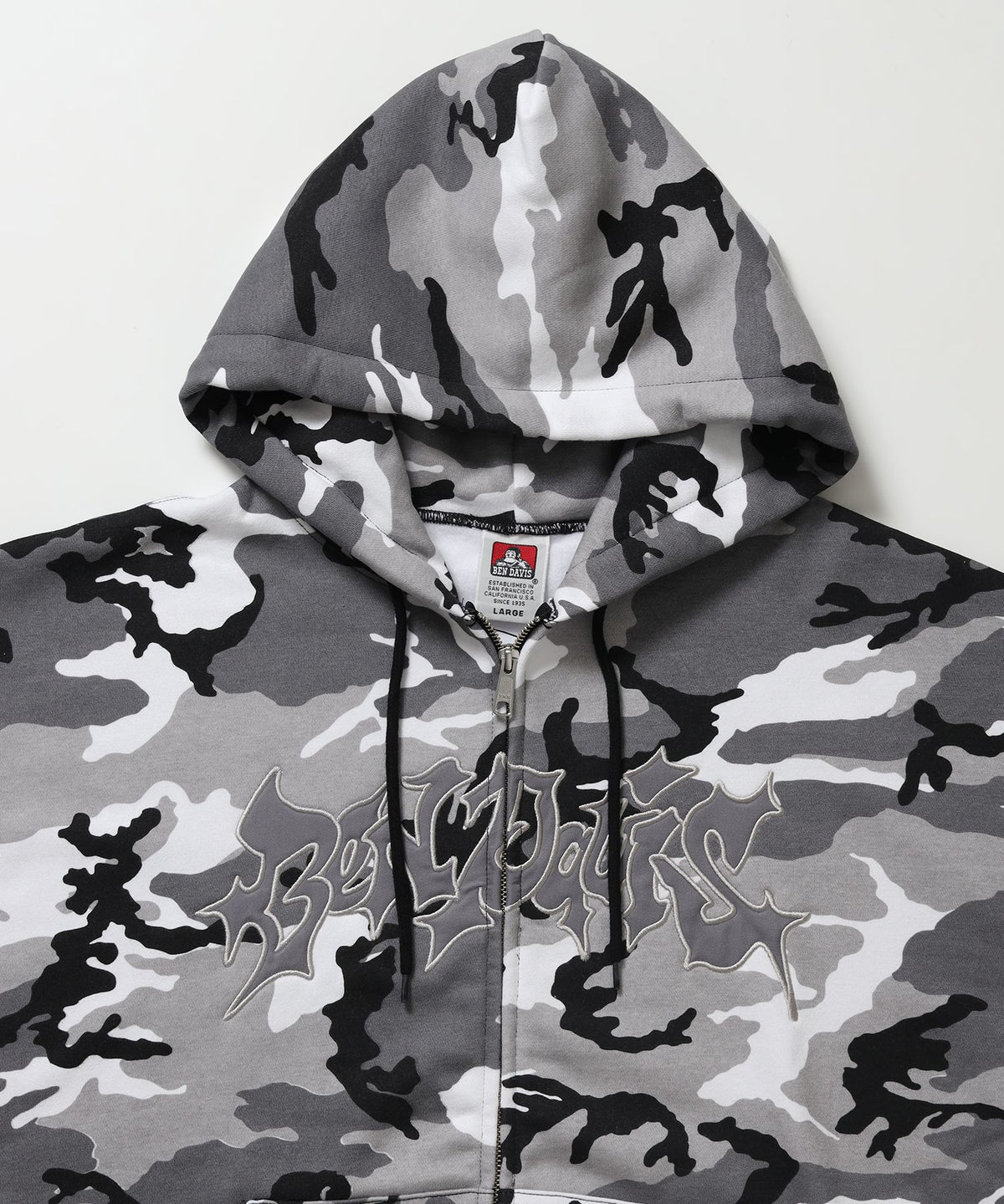 SPIKY LOGO ZIP HOODIE / ジップフーディ ツイルワッペン 刺繍 フロントロゴ 裏起毛 ストリート カジュアル ユニセックス