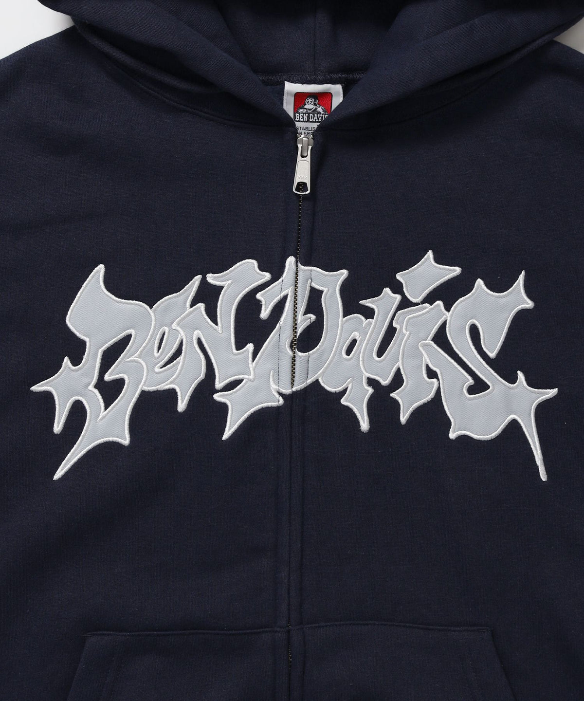 SPIKY LOGO ZIP HOODIE / ジップフーディ ツイルワッペン 刺繍 フロントロゴ 裏起毛 ストリート カジュアル ユニセックス