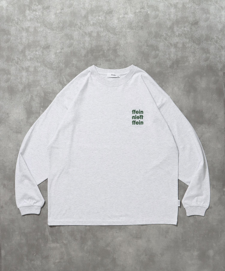 【FFEIN(フェイン)】ワンポイント3段ロゴ刺繍ロンT / ユニセックス ロンT 長袖 刺繍 クルーネック オーバーサイズ アッシュグレー