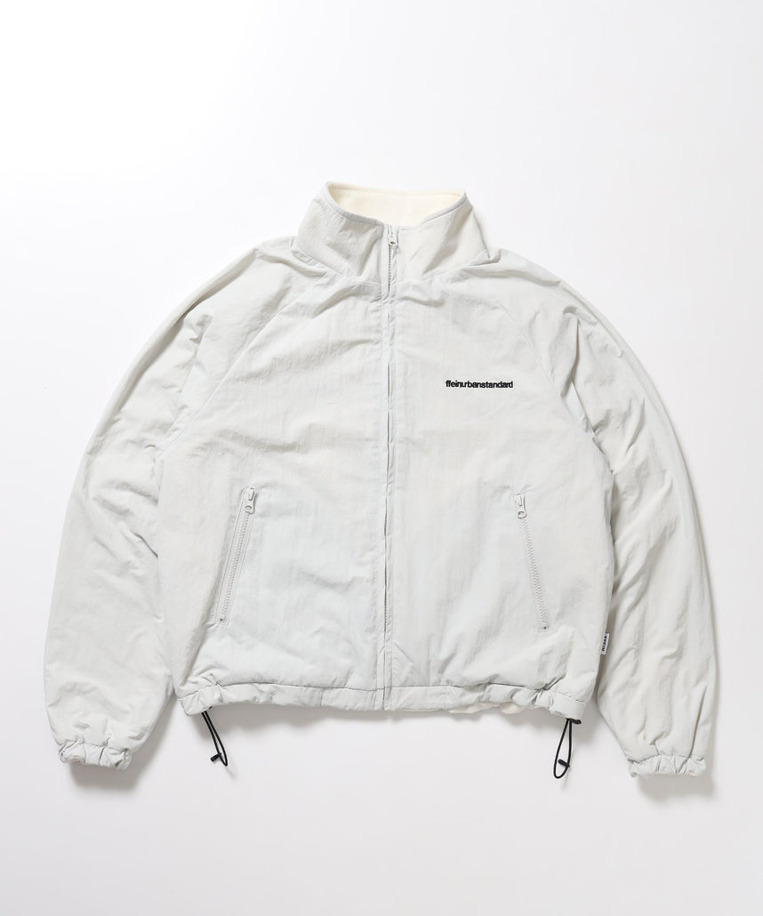 【FFEIN(フェイン)】リバーシブル撥水加工ナイロンフリースジャケット /リバーシブル ナイロン フリース スタンド フルジップ 刺繍 ワンポイント ドローコード アイボリー
