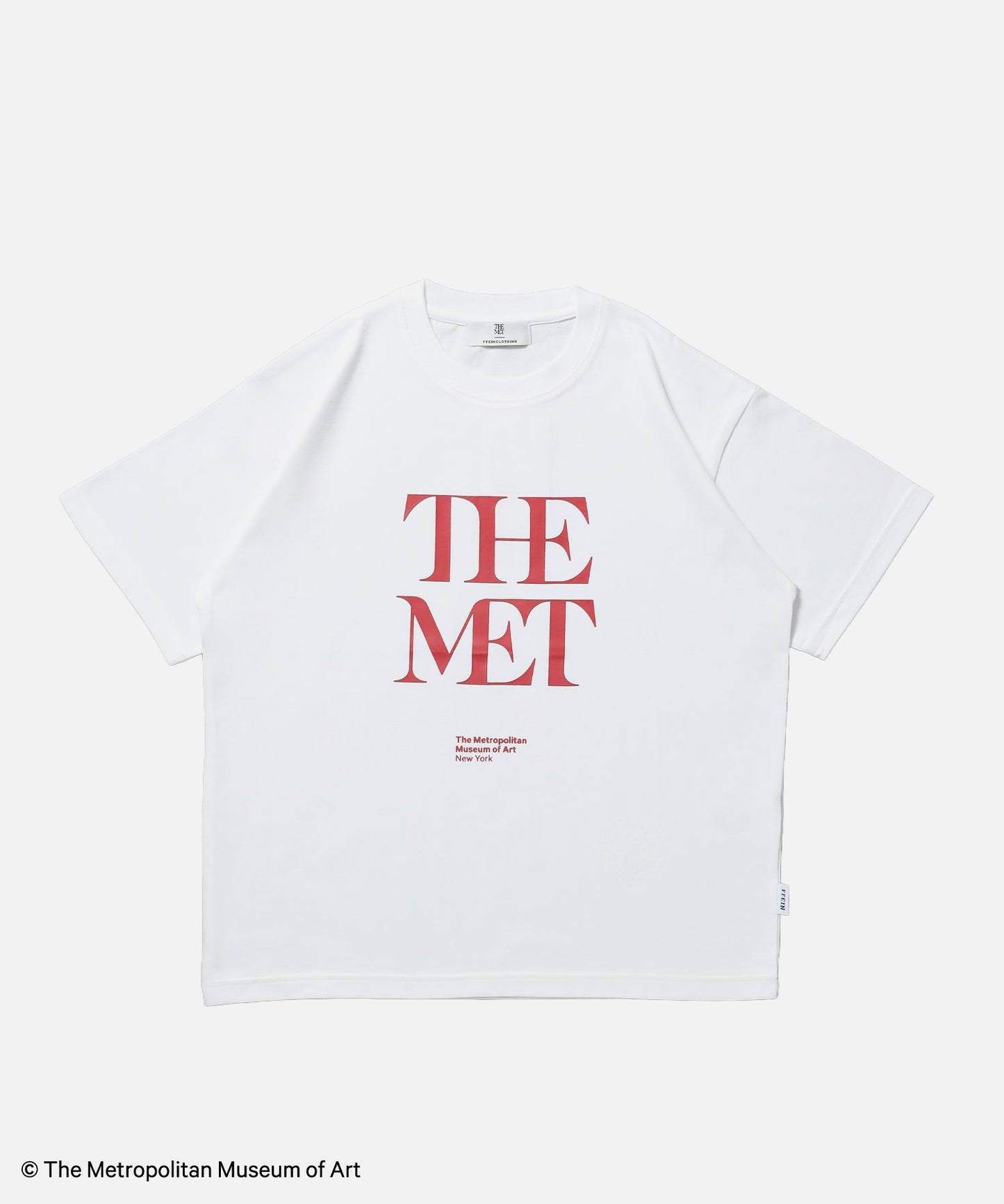 【FFEIN(フェイン)】The MetデカロゴTシャツ / メトロポリタン美術館 半袖 クルーネック プリント ワンポイント 柄80