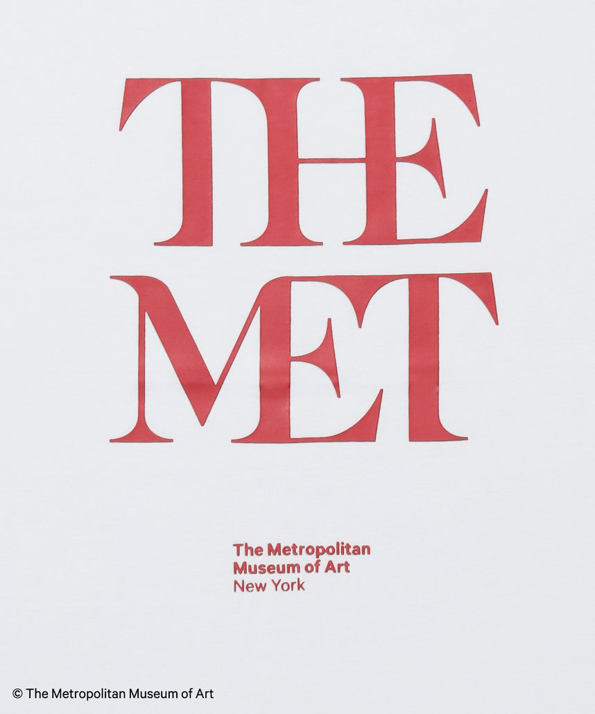 The MetデカロゴTシャツ / メトロポリタン美術館 半袖 クルーネック プリント ワンポイント 柄80