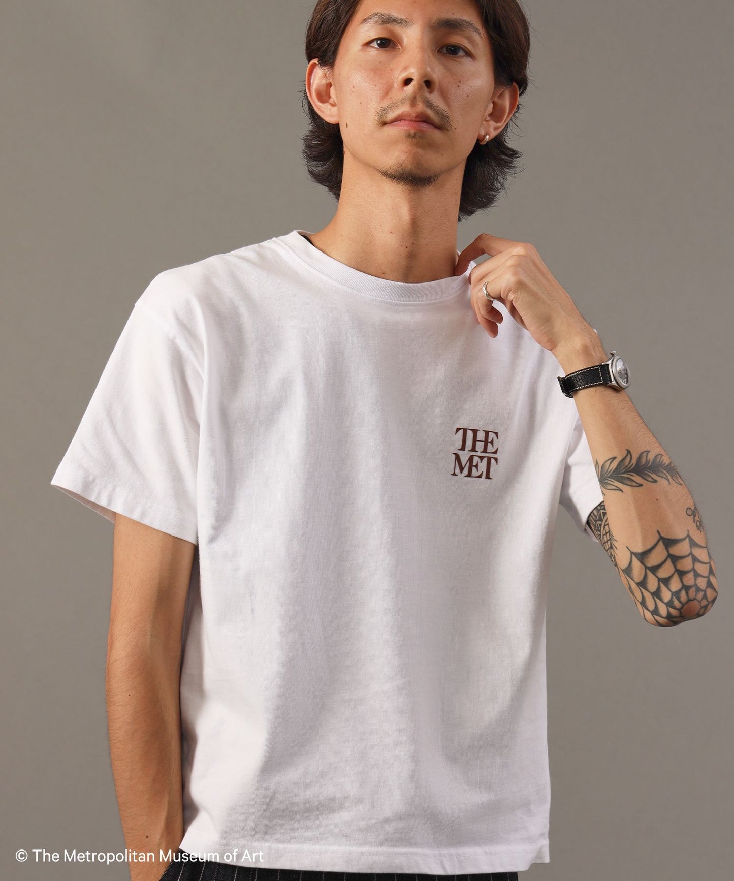 モデル：H163 Size:M　柄80