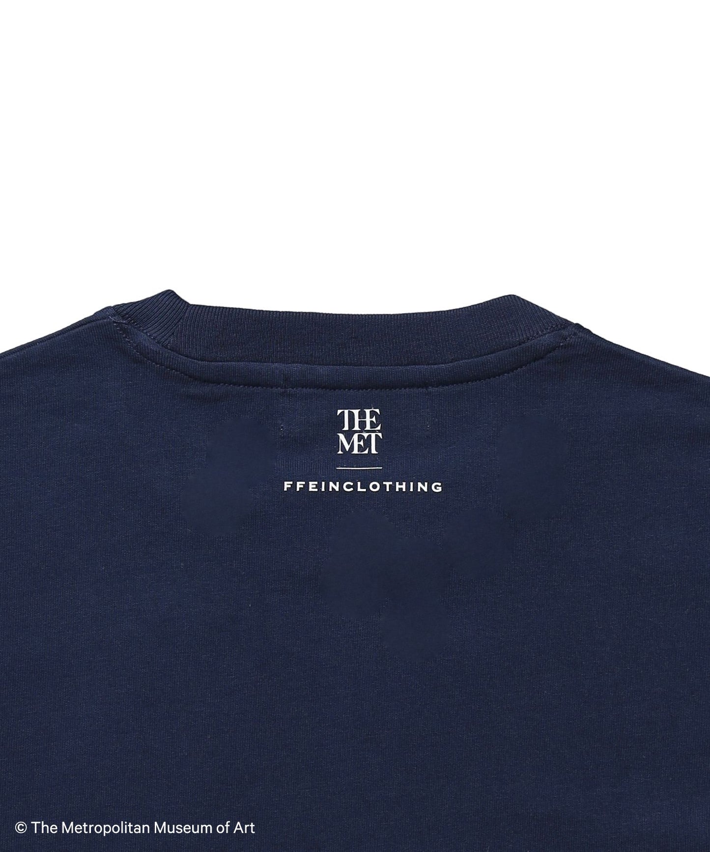 The Met小文字グラフィックTシャツ / メトロポリタン美術館 半袖 クルーネック プリント ワンポイント ネイビー