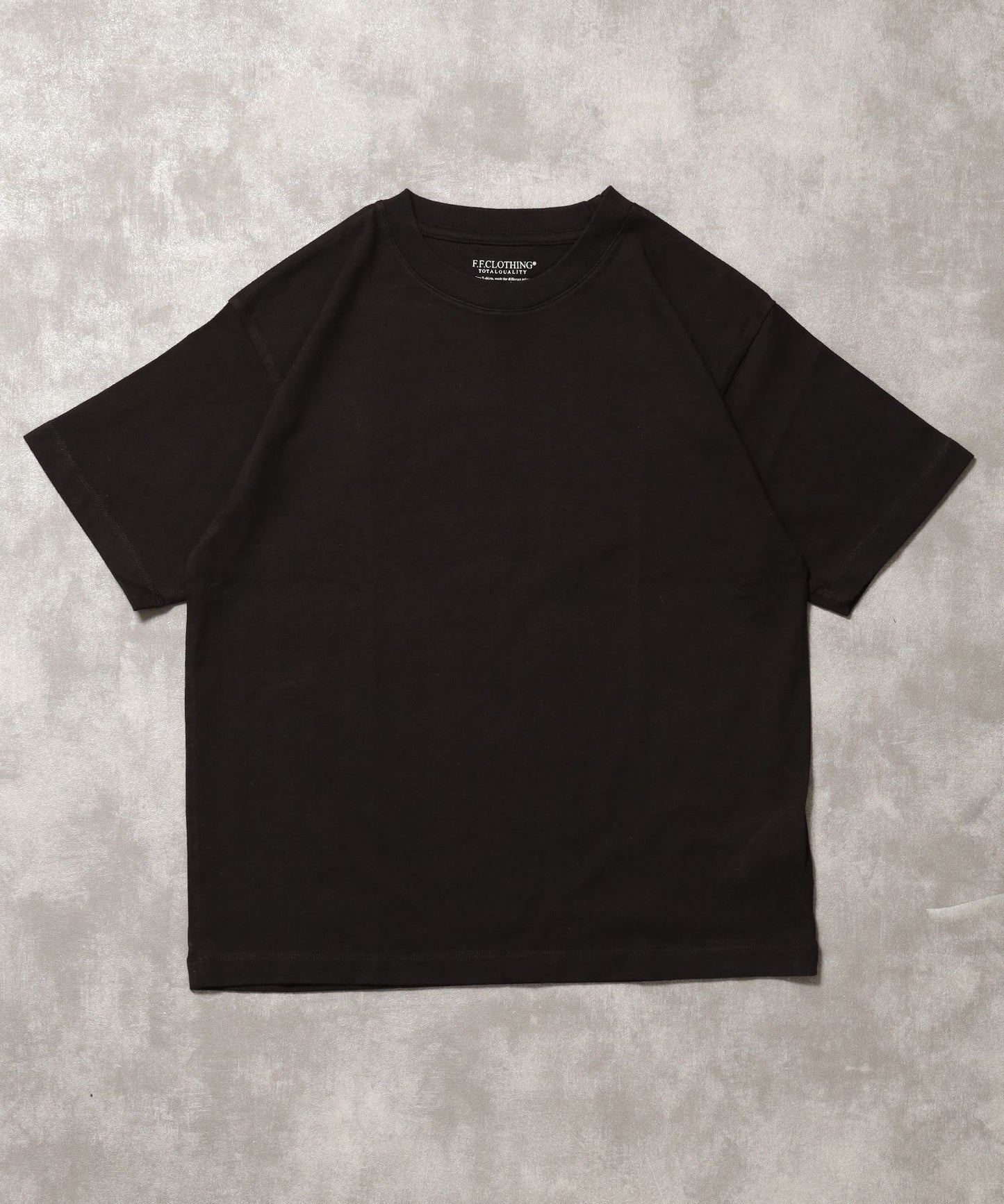 【FFEIN(フェイン)】「ラフに着てもサマになる、太リブベーシックTシャツ」カラバリ太リブベーシックTシャツ ブラック