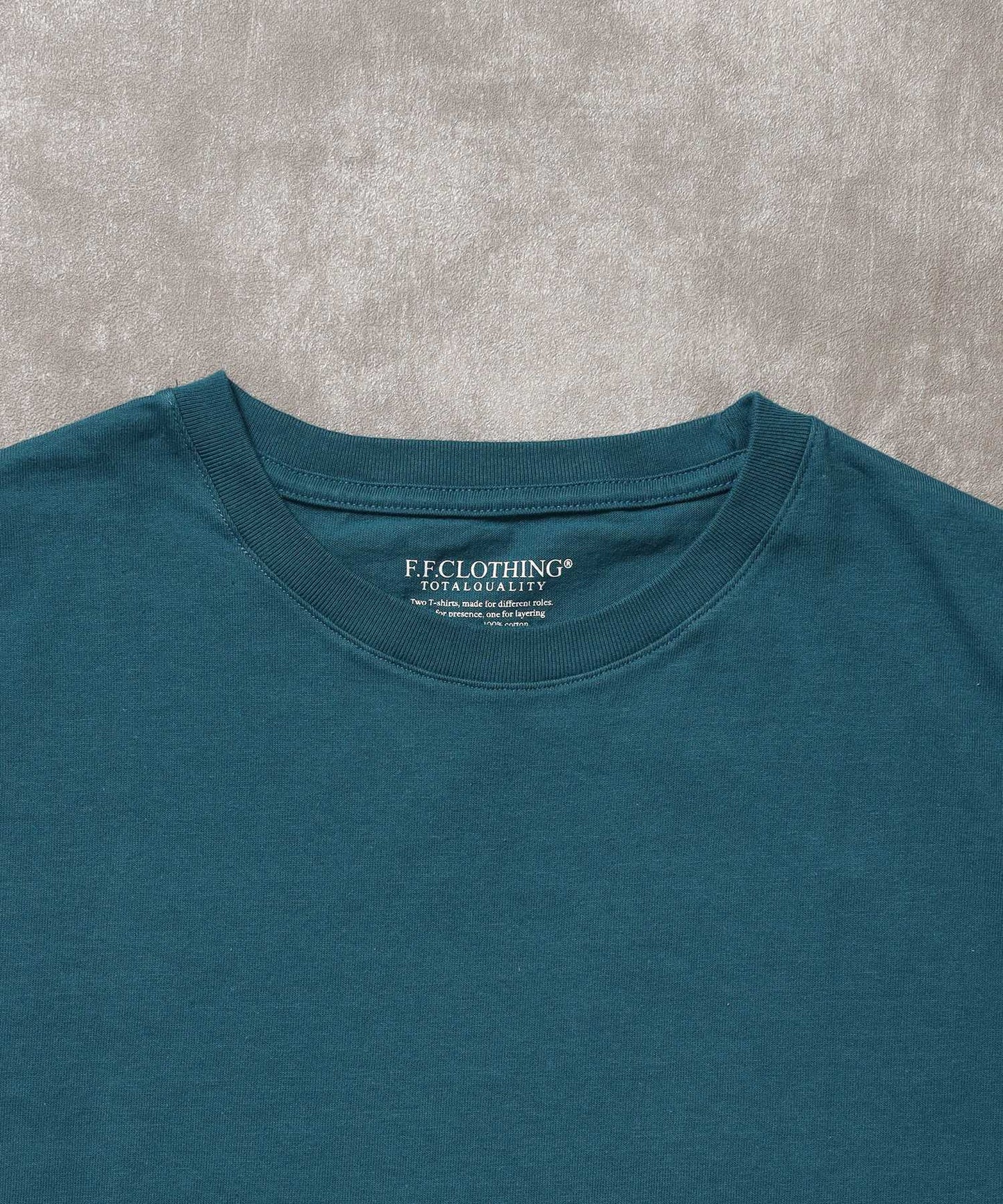 「FFEINらしいミニマルな着こなしを叶える」カラバリ細リブベーシックTシャツ【バイオウォッシュ】 ホワイト