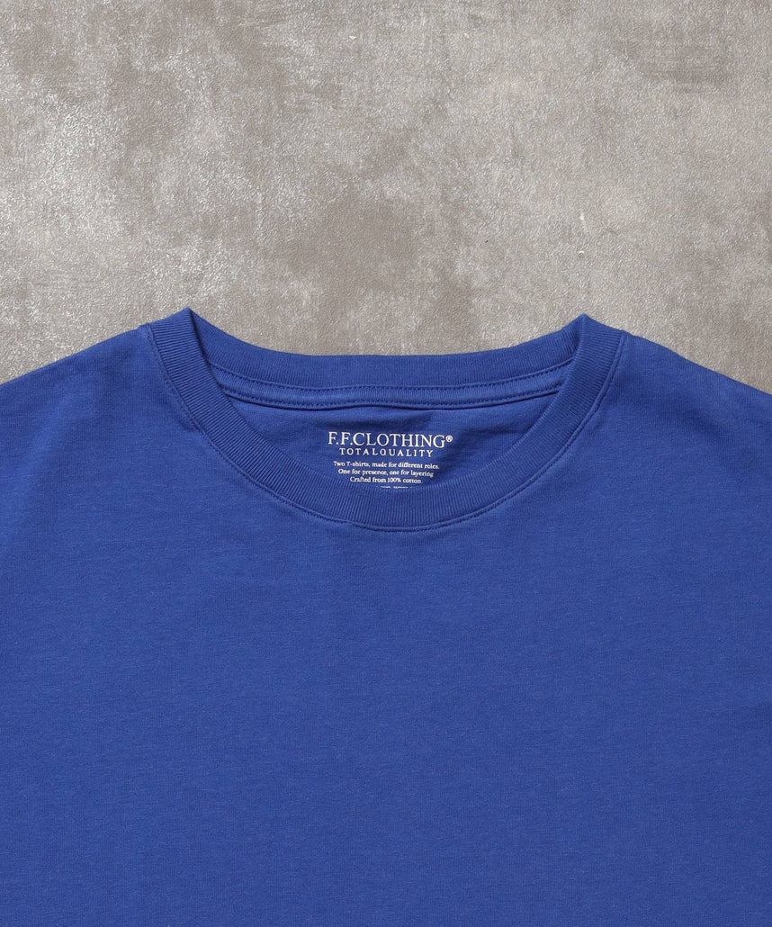 「FFEINらしいミニマルな着こなしを叶える」カラバリ細リブベーシックTシャツ【バイオウォッシュ】 ロイヤルブルー