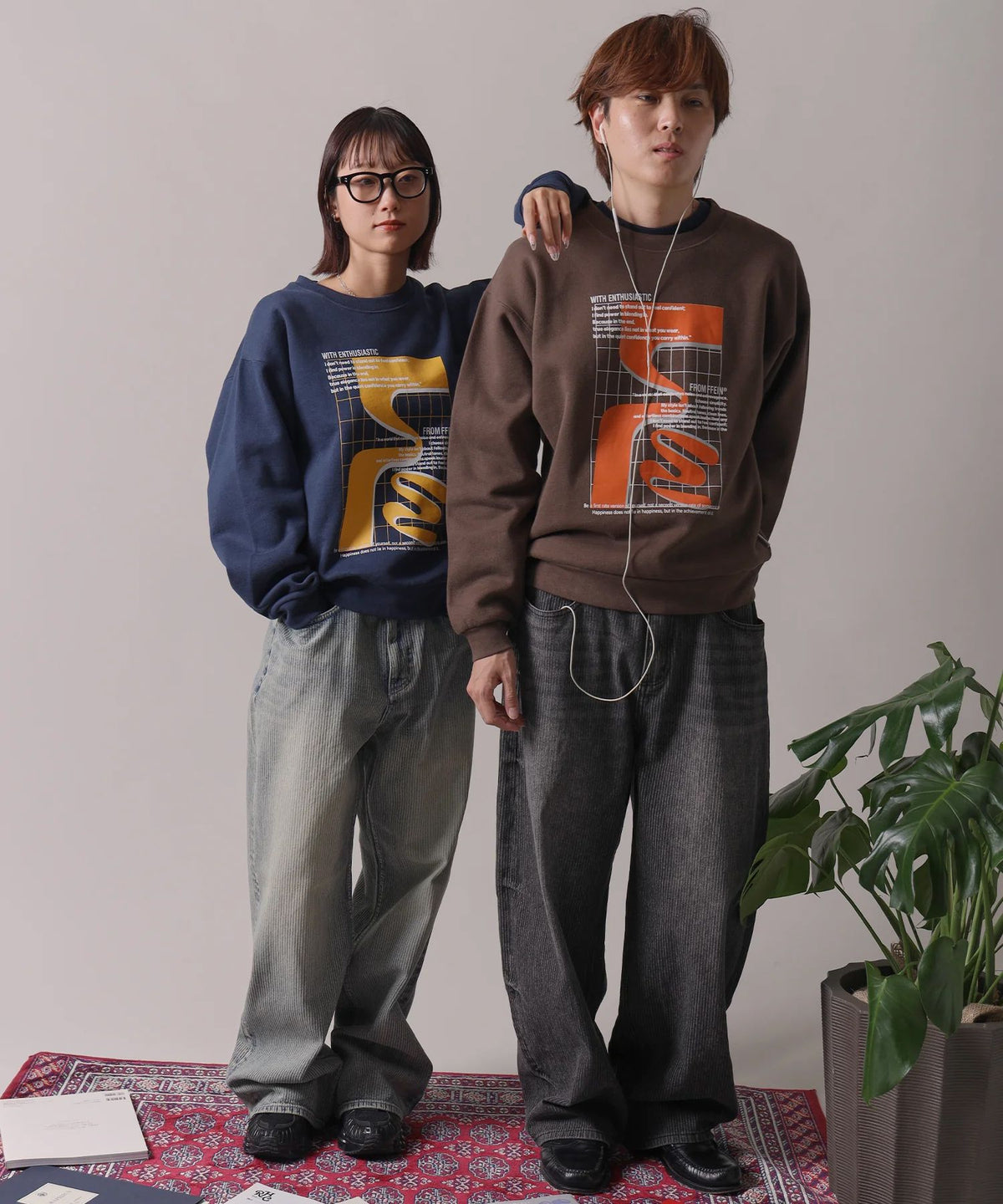 モデル：H163 Size:M：ネイビー H178 Size:L：ブラウン