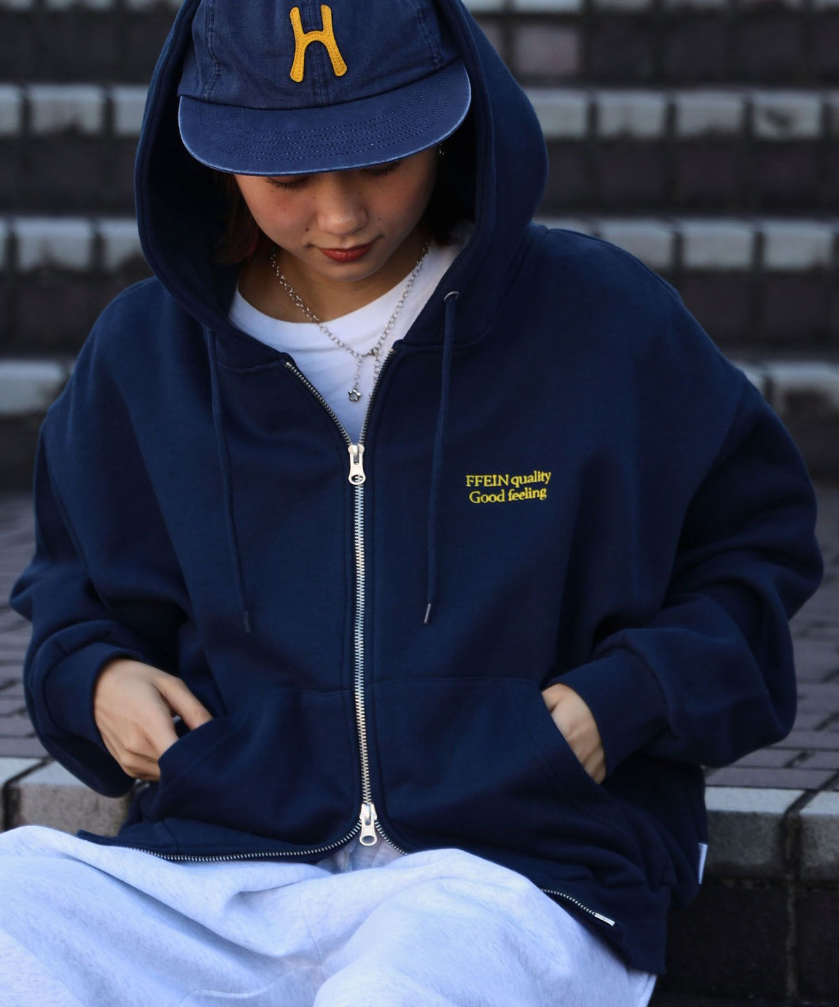 モデル：H163 Size:Sネイビー