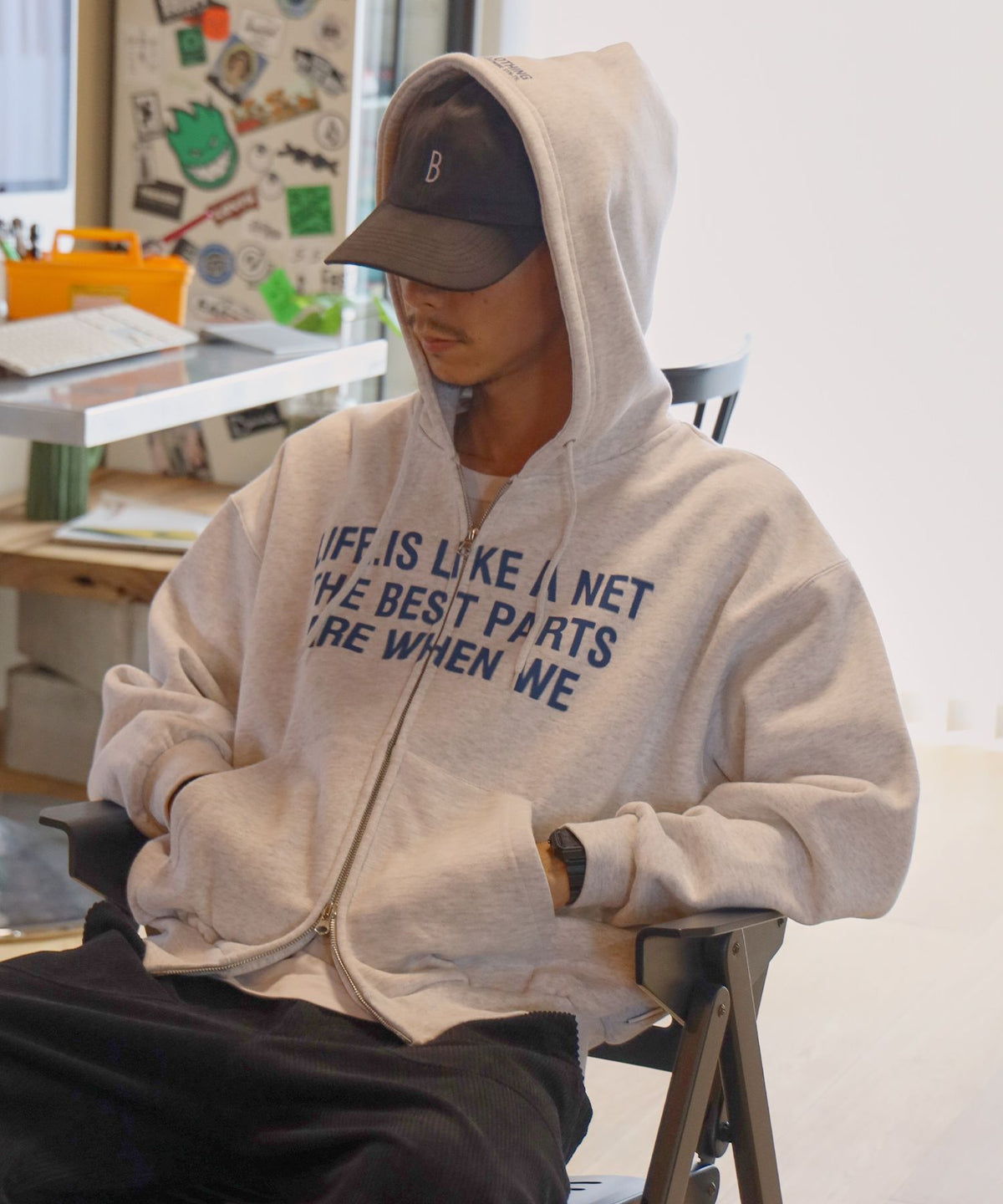モデル：H178 Size:Mアッシュグレー