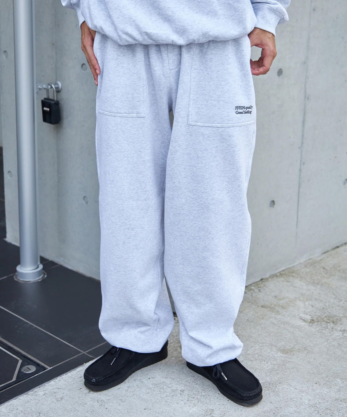 モデル：H175 Size:L:アッシュグレー