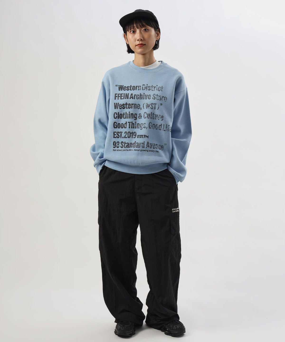 モデル：H163 Size:M　サックス