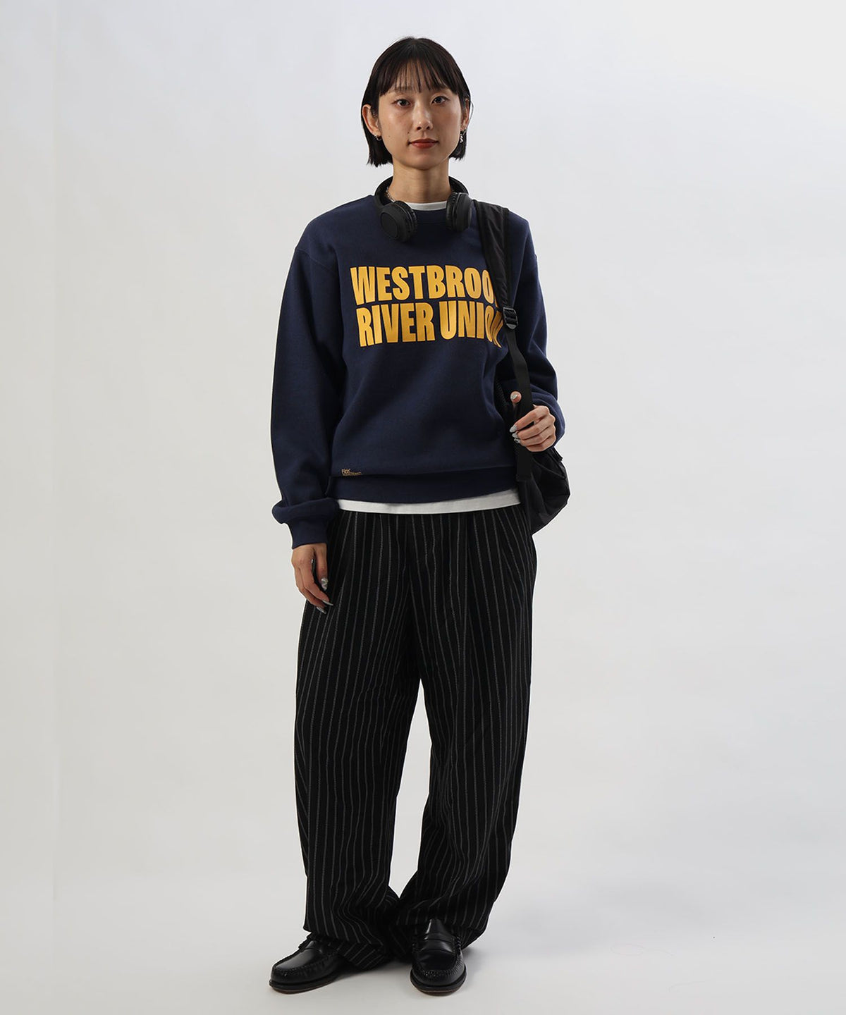 モデル：H163 Size:M　ダークネイビー