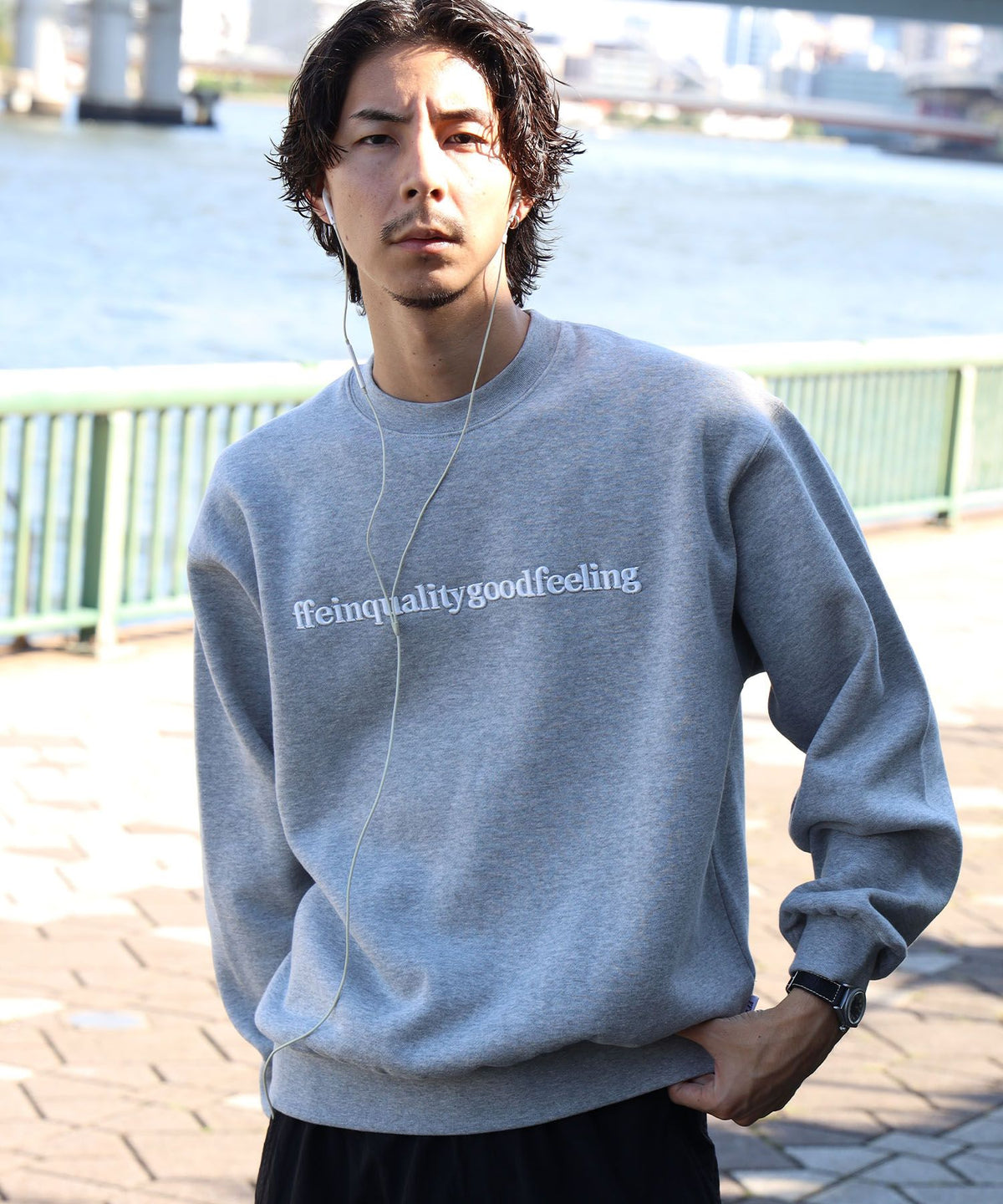 モデル：H177 Size:L　M.グレー