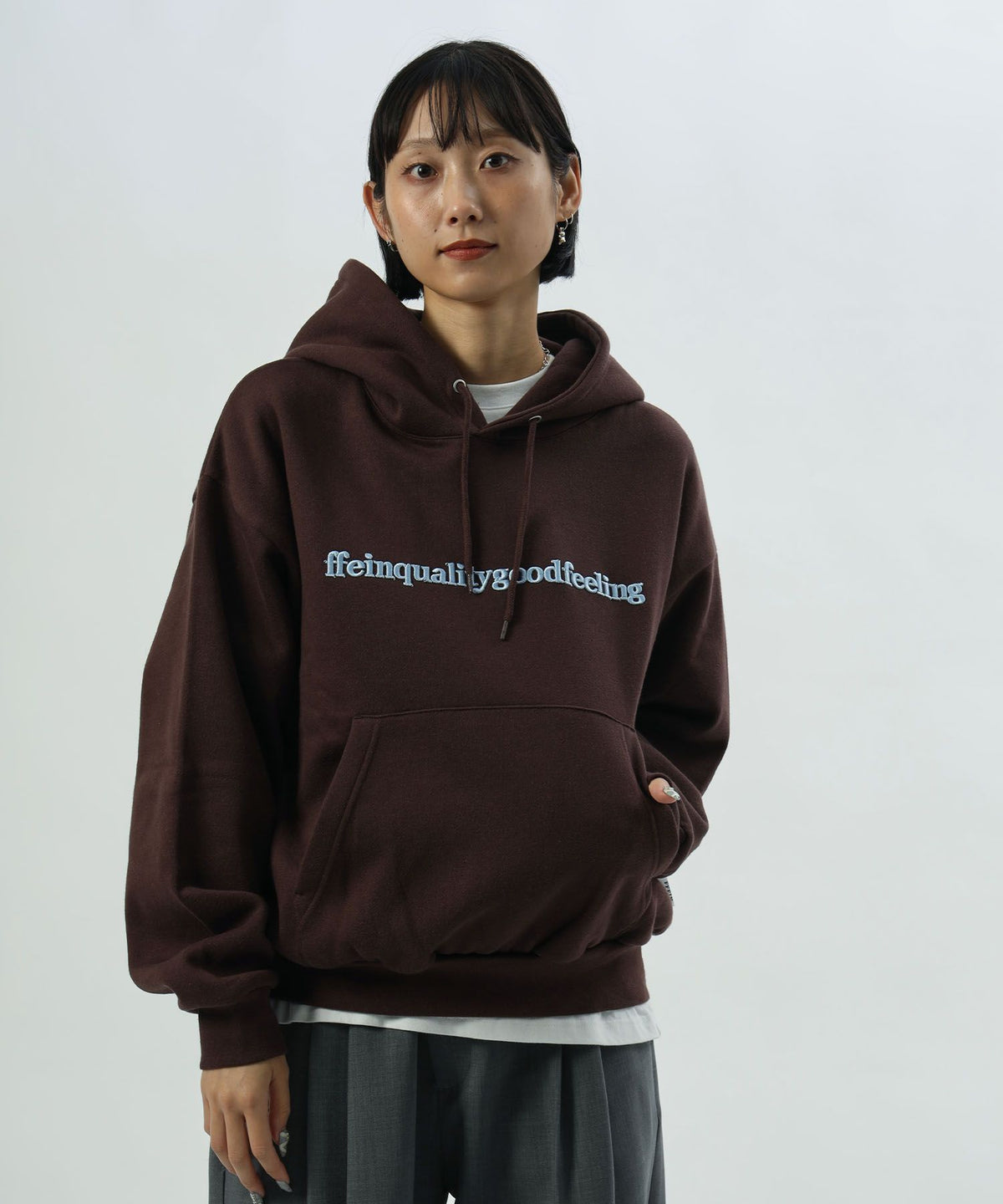 モデル：H163 Size:M　ダークブラウン