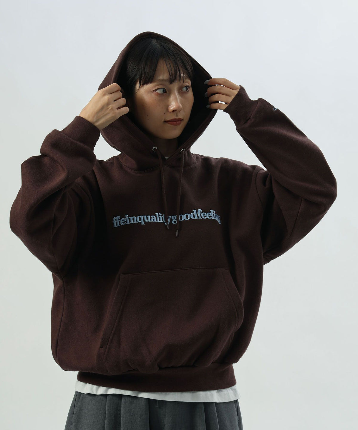 モデル：H163 Size:M　ダークブラウン