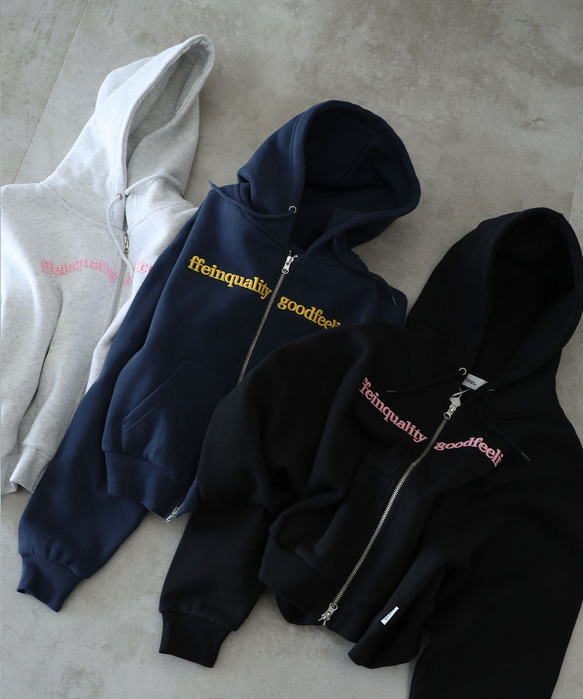 センター3D刺繍立体フードショート丈ZIPパーカー / レディース パーカー 裏起毛 ヘビーウエイト フーディ ダブルジップ 【短丈】 ネイビー