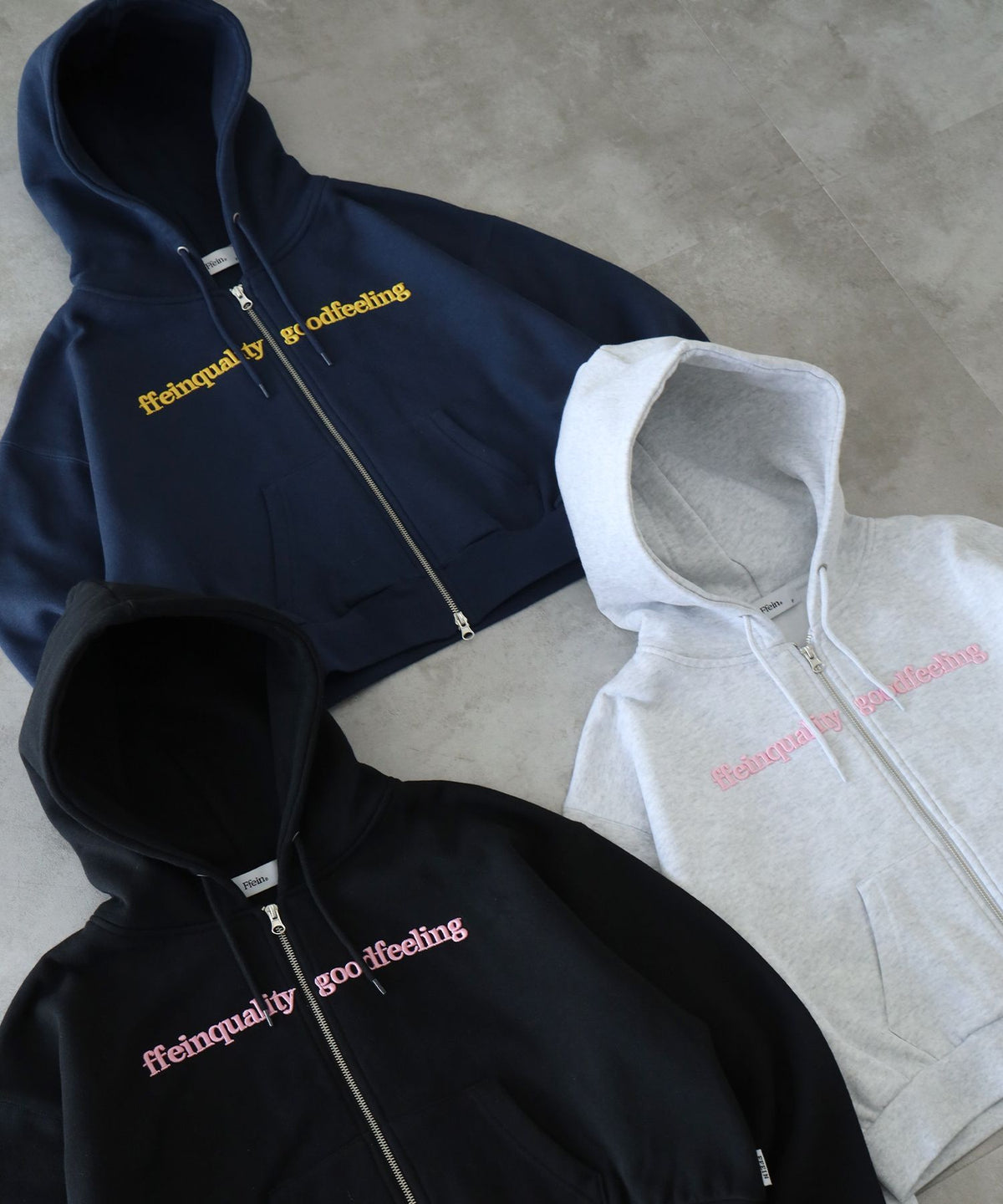 センター3D刺繍立体フードショート丈ZIPパーカー / レディース パーカー 裏起毛 ヘビーウエイト フーディ ダブルジップ 【短丈】 ネイビー