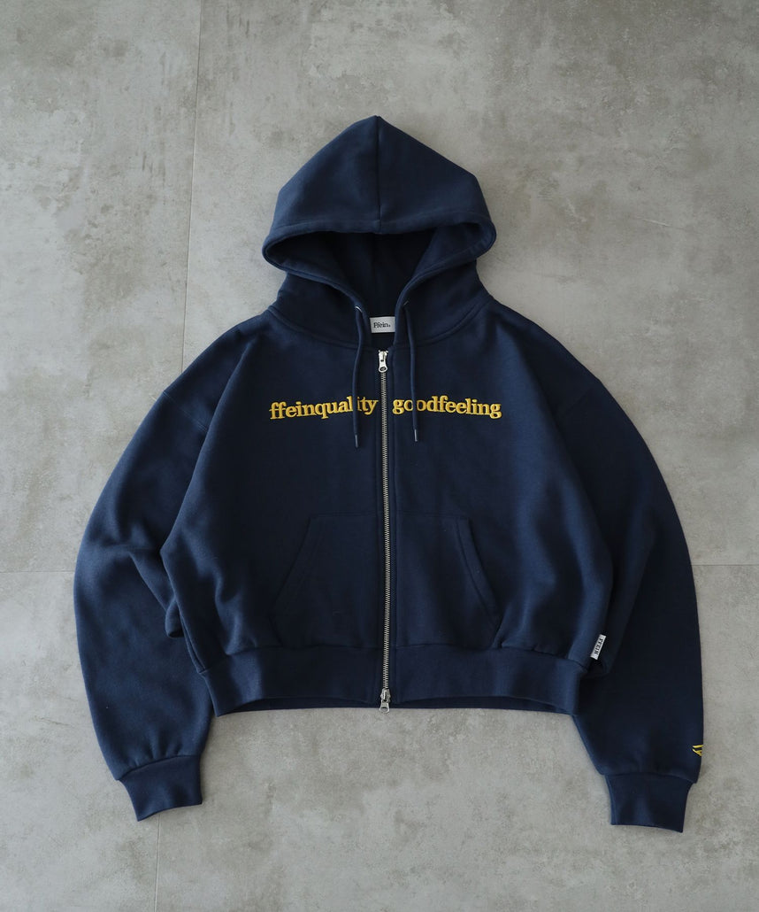 【FFEIN(フェイン)】センター3D刺繍立体フードショート丈ZIPパーカー / レディース パーカー 裏起毛 ヘビーウエイト フーディ ダブルジップ 【短丈】 ネイビー