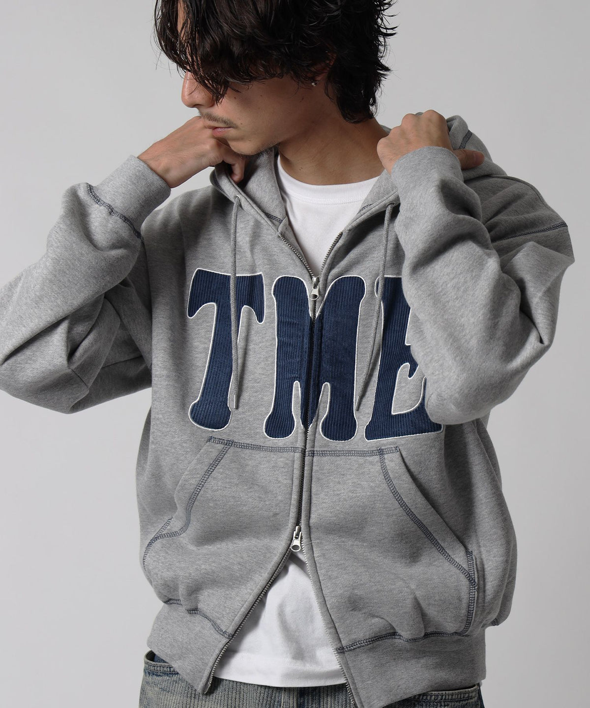 モデル：H178 Size:M　M.グレー