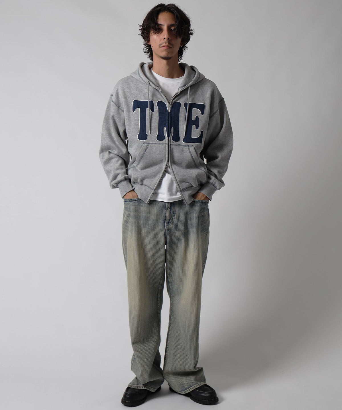 モデル：H178 Size:M　M.グレー