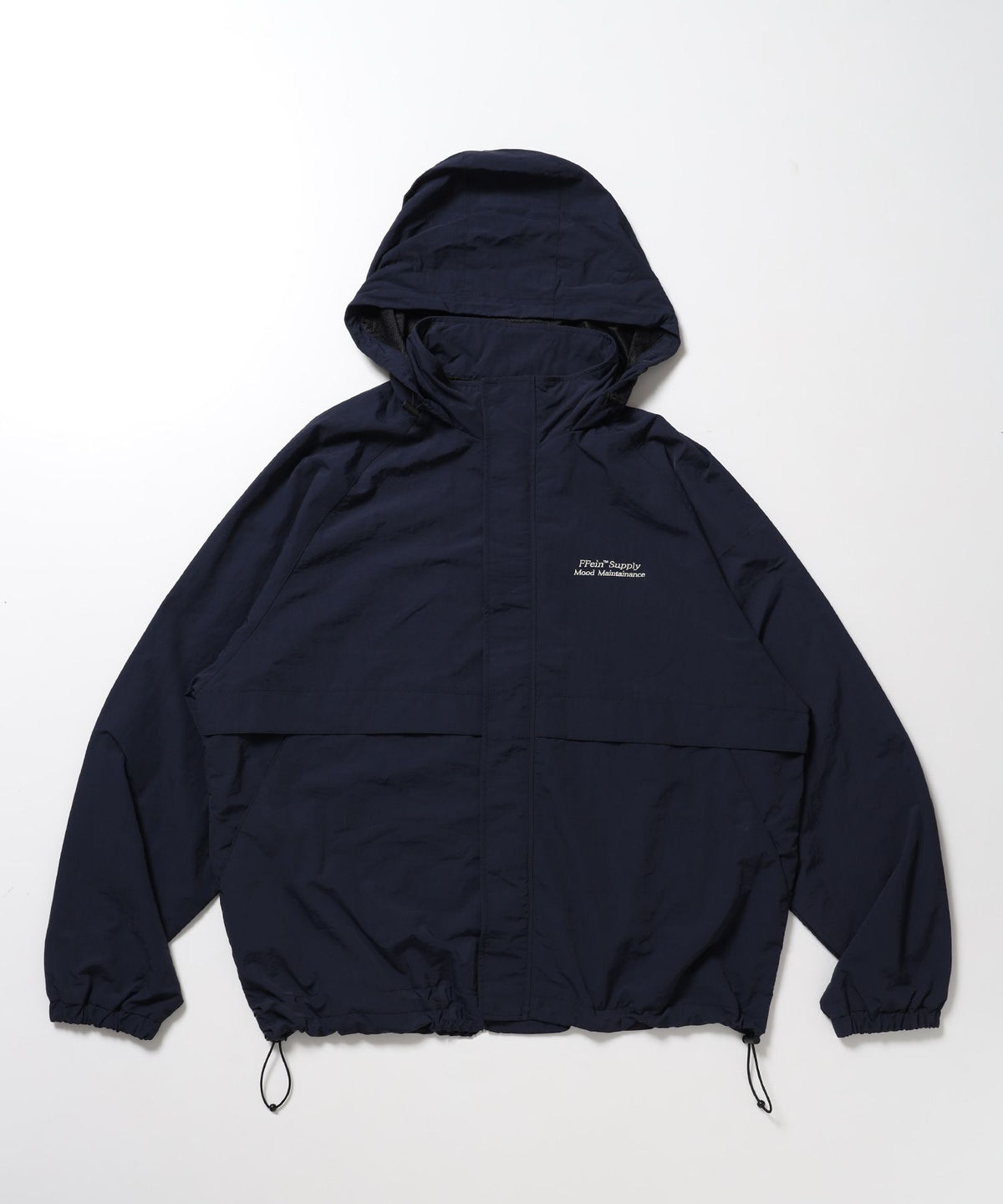 【FFEIN(フェイン)】【撥水加工】FFEIN(フェイン)2WAY フード収納ナイロンブルゾン / ナイロン 2WAYアウター 撥水加工 ジャケット 刺繍 ユニセックス ネイビー