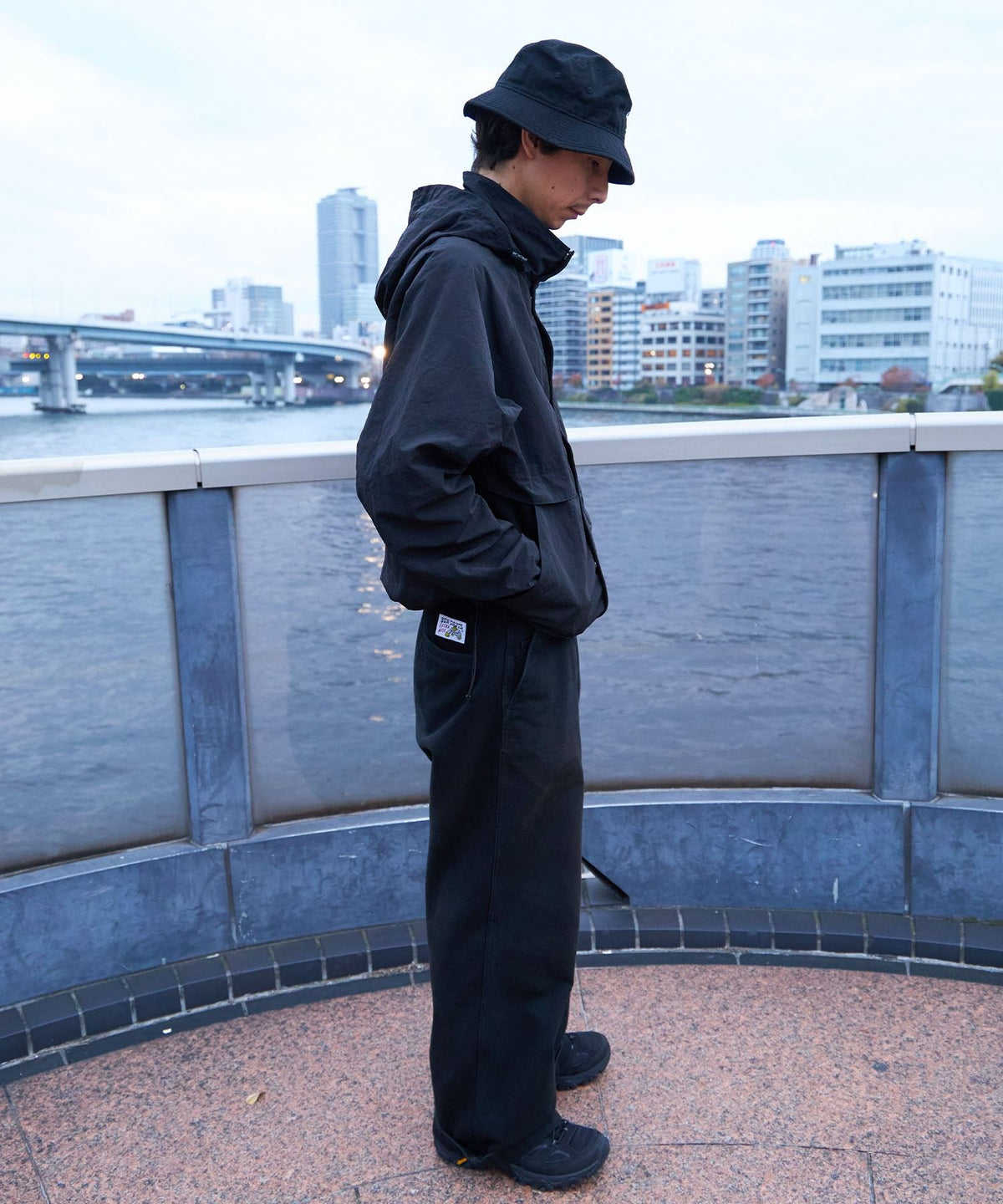 モデル：H177 Size:L　ブラック