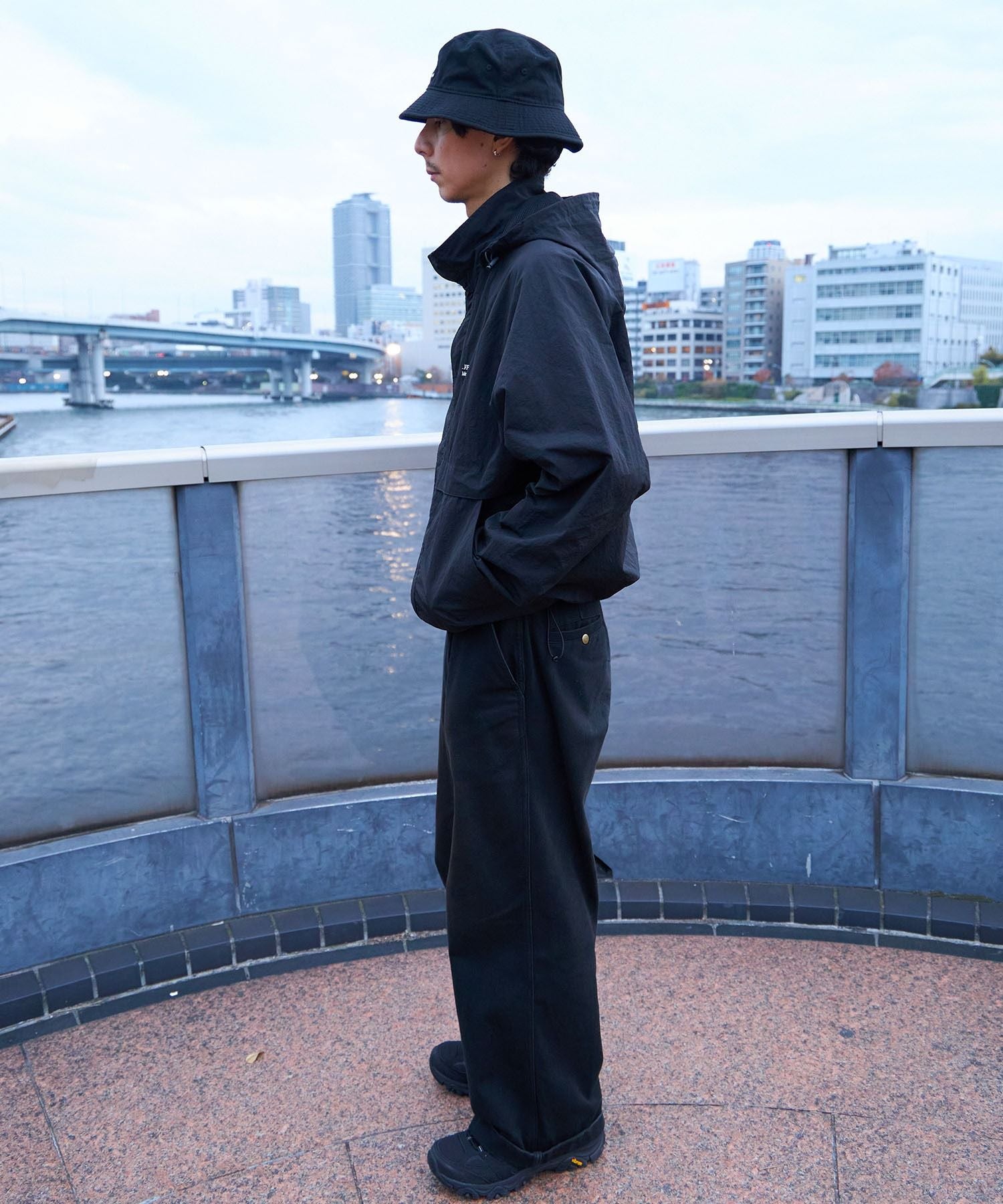 モデル：H177 Size:L　ブラック