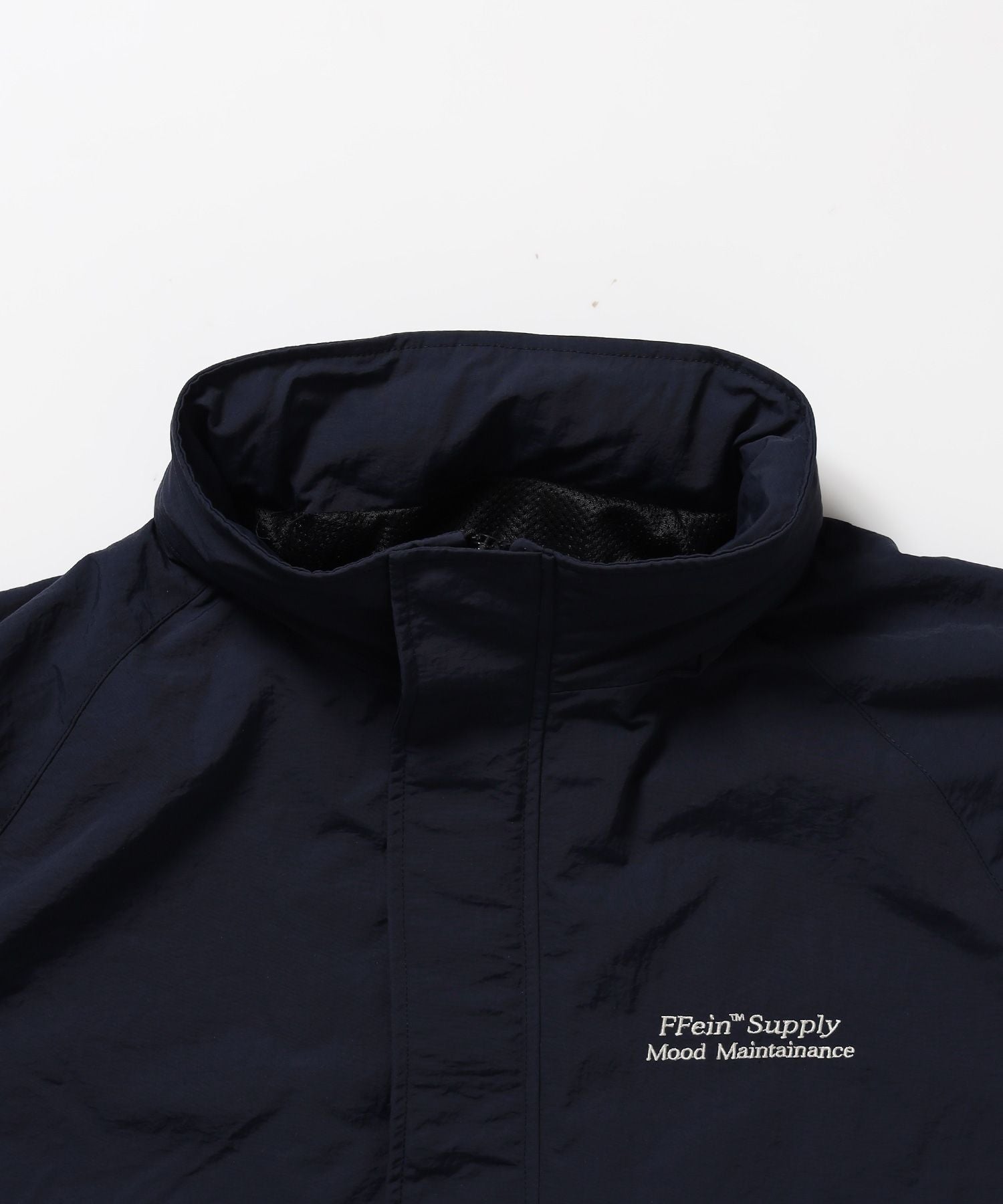 【撥水加工】FFEIN(フェイン)2WAY フード収納ナイロンブルゾン / ナイロン 2WAYアウター 撥水加工 ジャケット 刺繍 ユニセックス