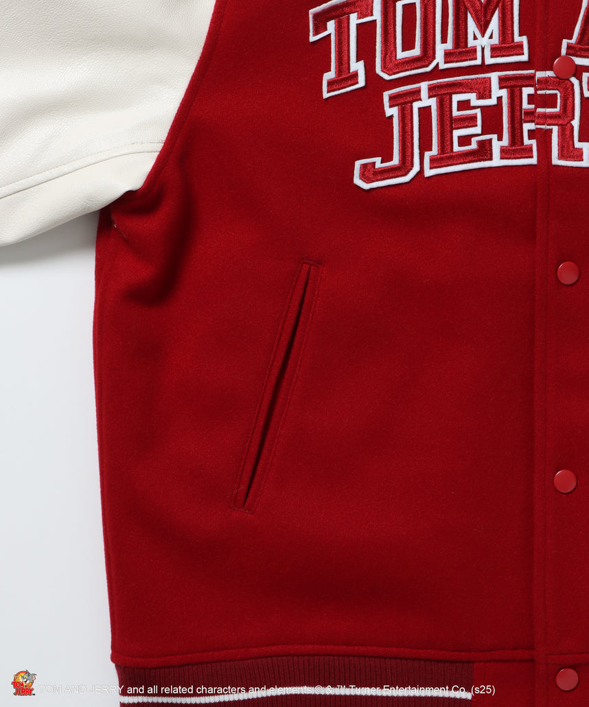 TJ 2025 STADIUM JACKET / オーバーサイズ ビッグシルエット 刺繍 アウター ジャケット レッド