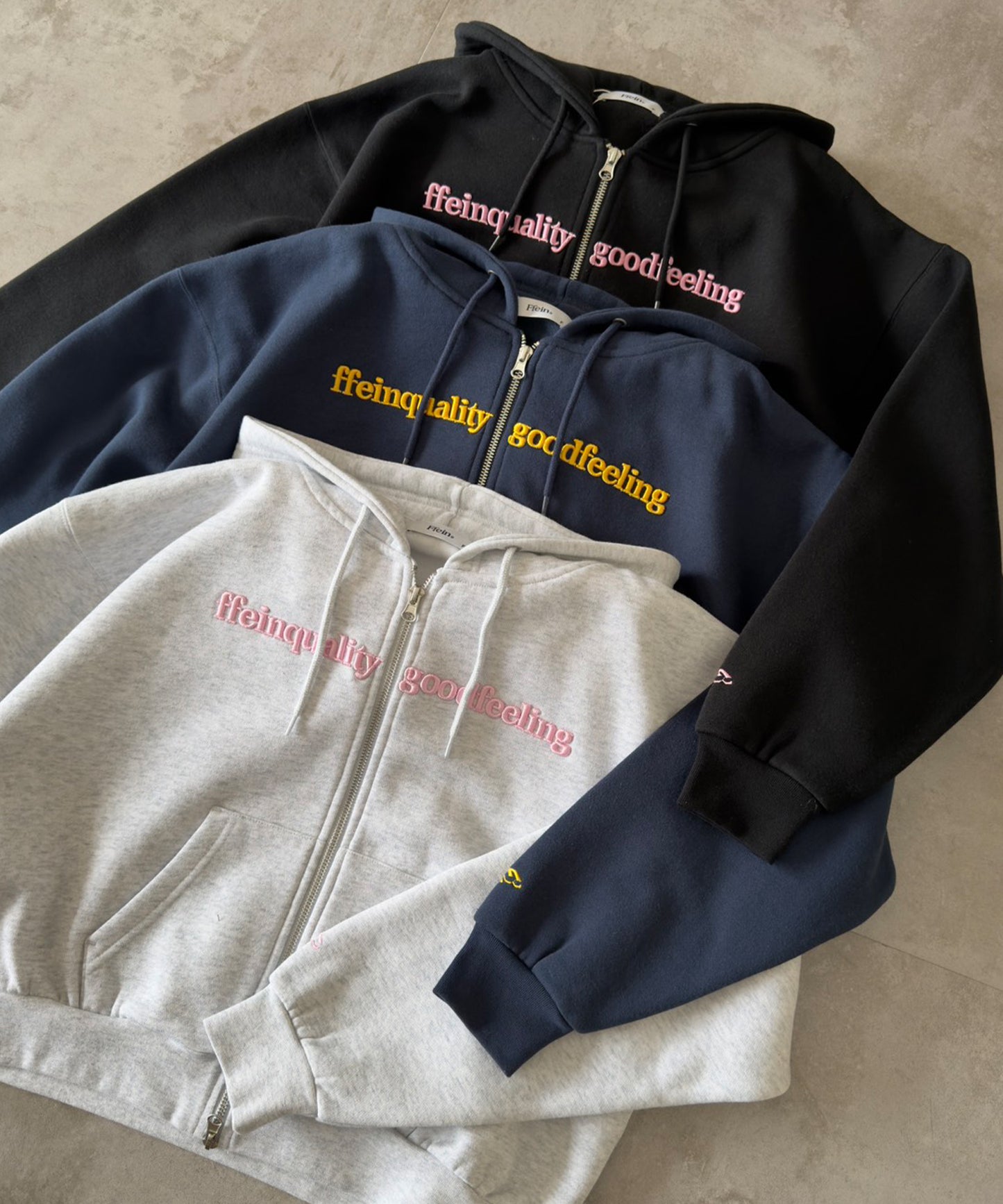 センター3D刺繍立体フードショート丈ZIPパーカー / レディース パーカー 裏起毛 ヘビーウエイト フーディ ダブルジップ 【短丈】 ネイビー