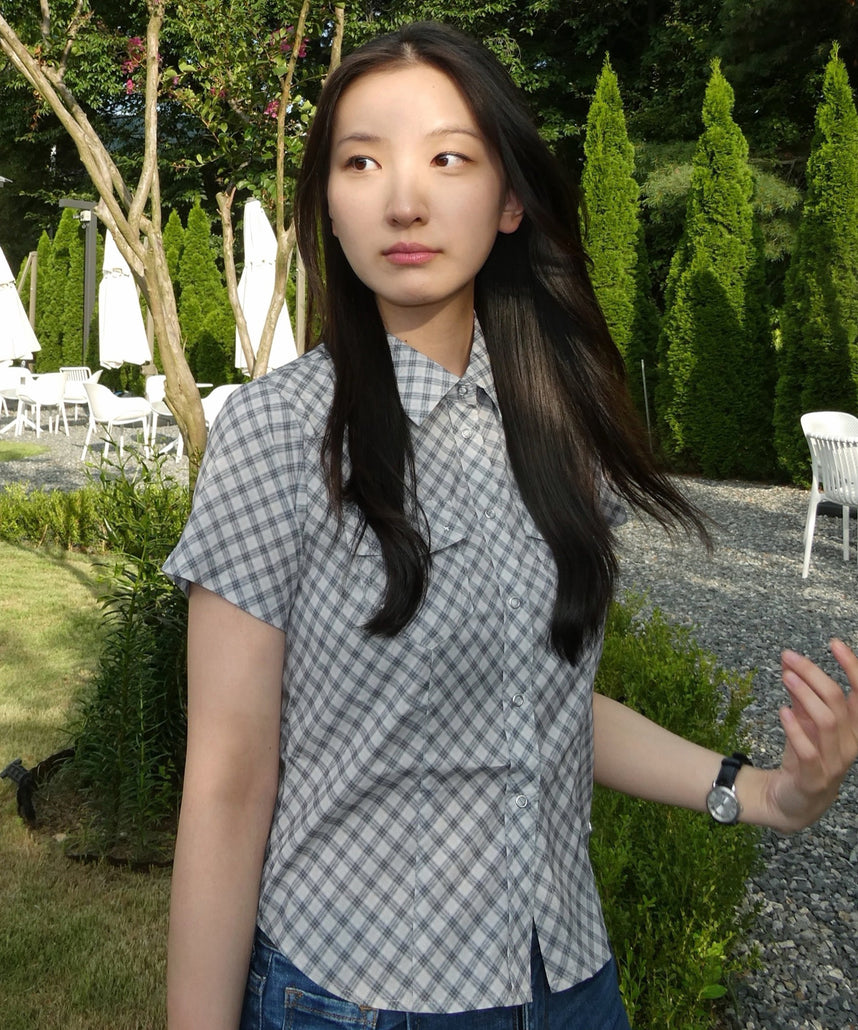 モデル：H169 W59 SizeS