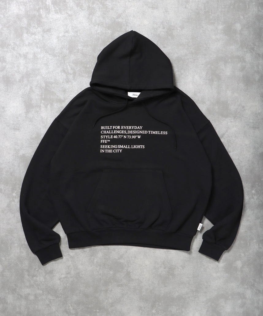 ヘビーウエイトメッセージプルパーカー / プルオーバー パーカー 裏毛 プリント フーディ ブラック