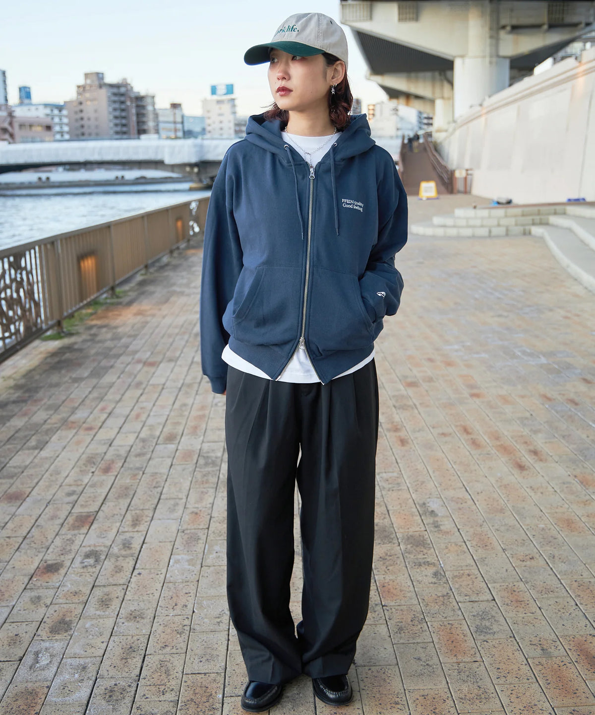 モデル：H163 Size:S　ネイビー