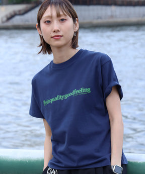 センタープリントロゴショート丈Tシャツ / Tシャツ クルーネック 半袖 プリント ネイビー