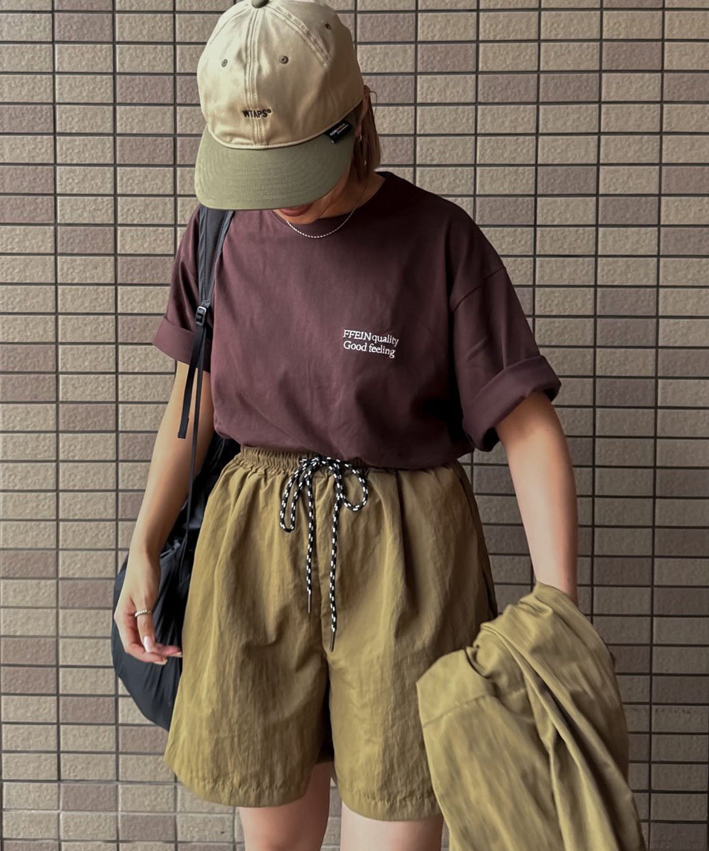 ブラウン