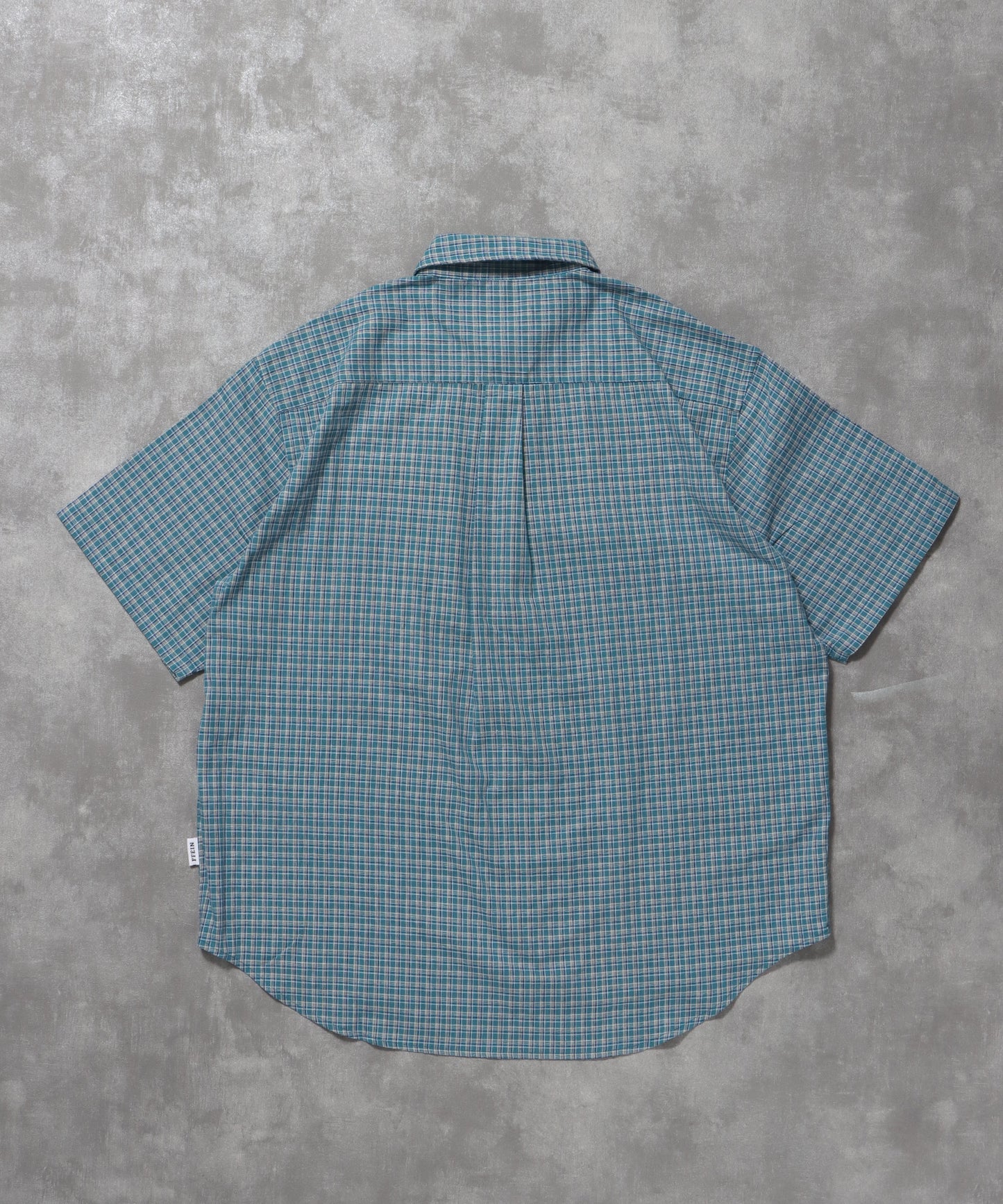 ワンポイント刺繍オーバーサイズ半袖シャツ / 半袖 シャツ レギュラー 刺繍 ワンポイント シンプル グリーン