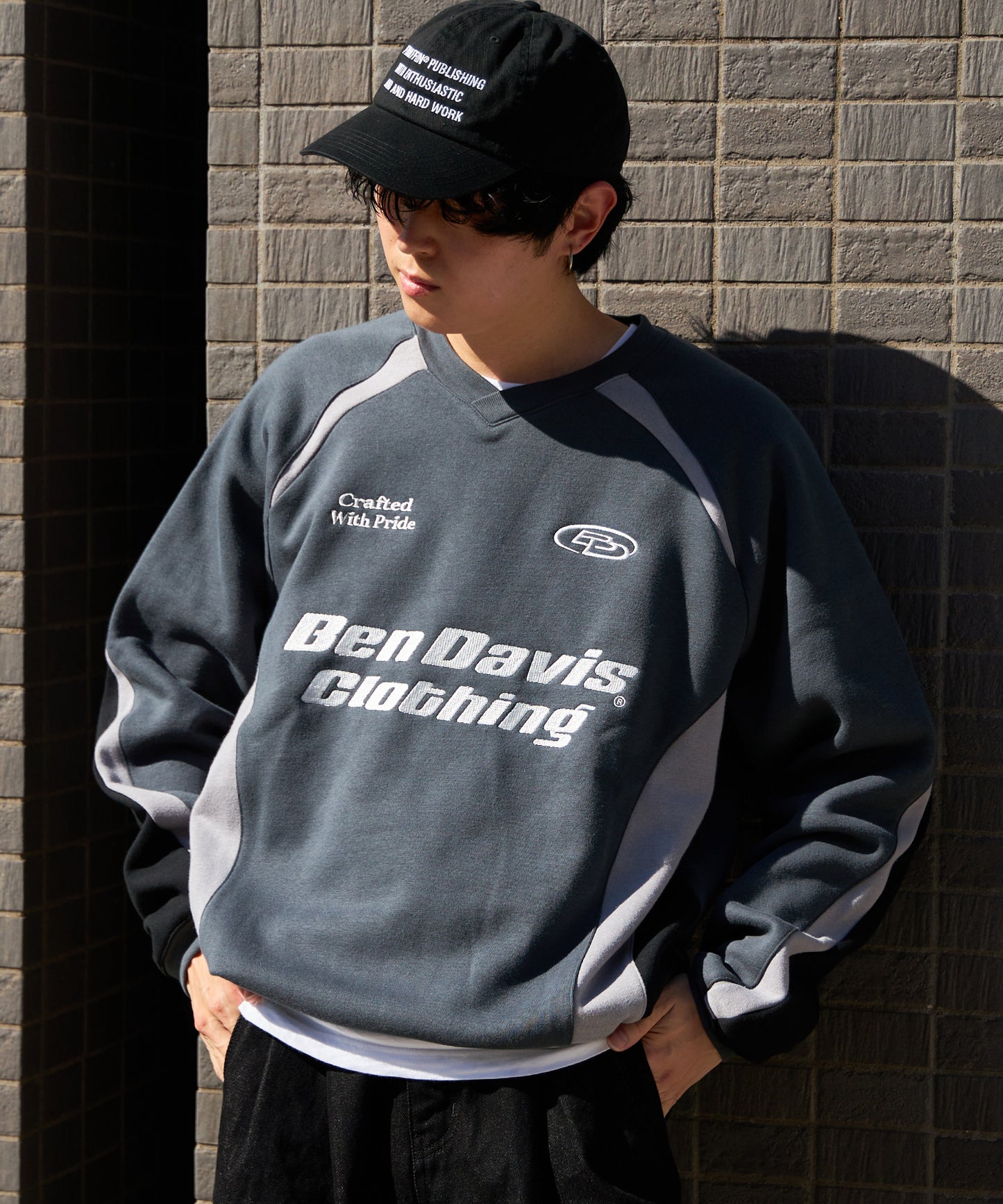 RUNNERS SWEATSHIRT / ドローコード シティガール シティボーイ ブロークコア ゲームシャツ 裏起毛 チャコール