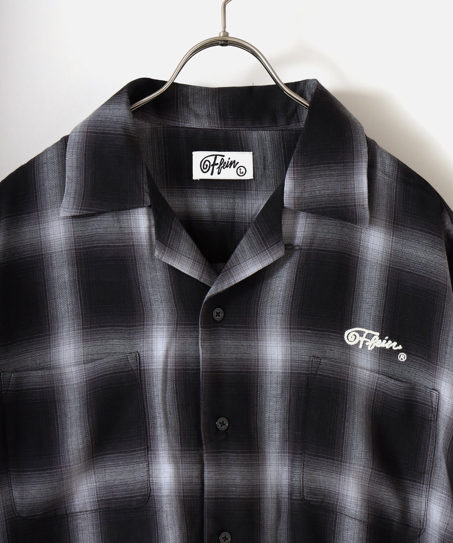 【FFEIN(フェイン)】 OMBRE CHECK EMB H/S SHIRT / オンブレチェック 刺繍 半袖 オープンカラー シャツ チャコール