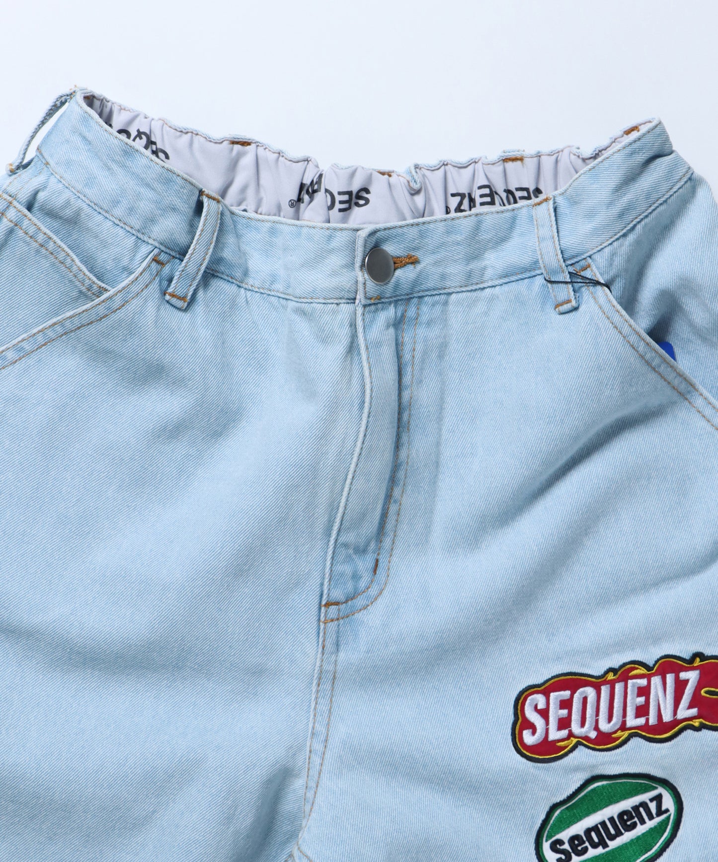 【SEQUENZ】WAPPEN LOOSE DENIM / ワッペン 刺繍 デニム ルーズ カーゴ パンツ サックスブルー