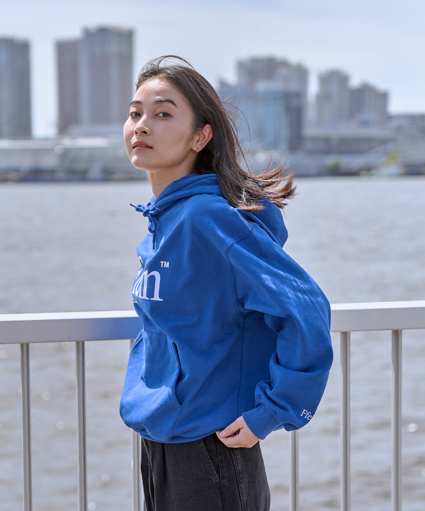 モデル：H163 Size:S