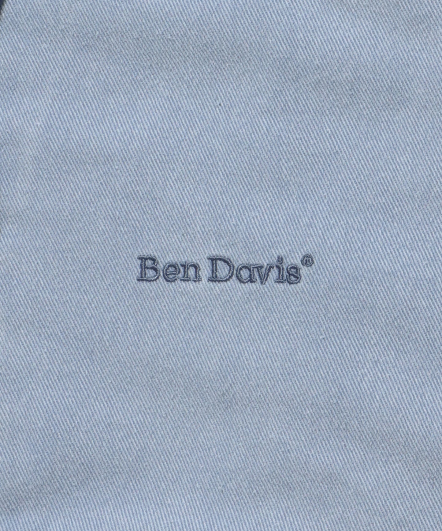 【BEN DAVIS(ベンデイビス)】 BLEACHED WORKERS PARKA / ワイド ジップ ロゴ 刺繍 パーカー サックスブルー