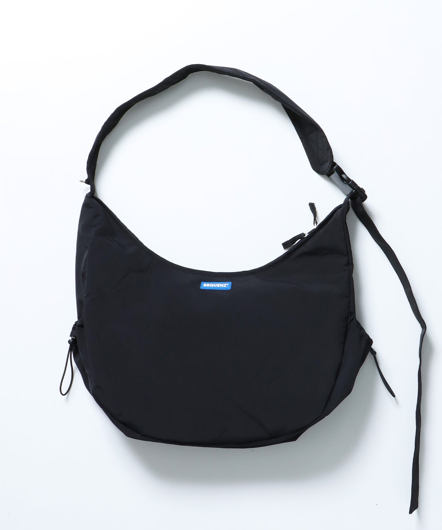 TECH ROUND SHOULDER BAG / テック ショルダーバッグ 調節可能 ドローコード ブラック